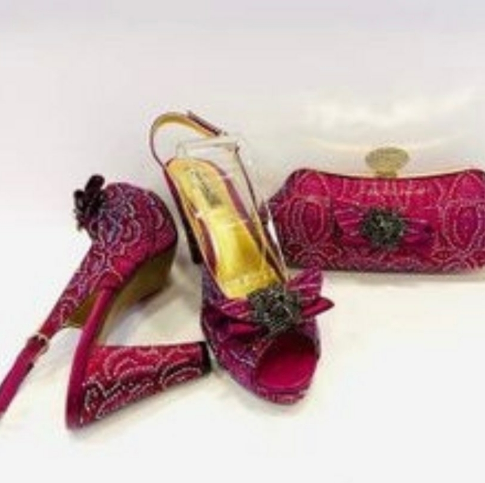 Fuschia shoes & clutch set